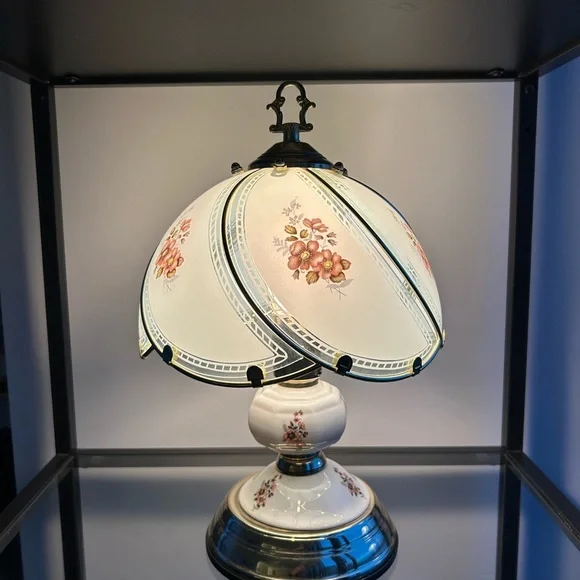 Vintage Floral Glass Touch Lamp in Tiffany Style - 1980s - Picture 12 of 13